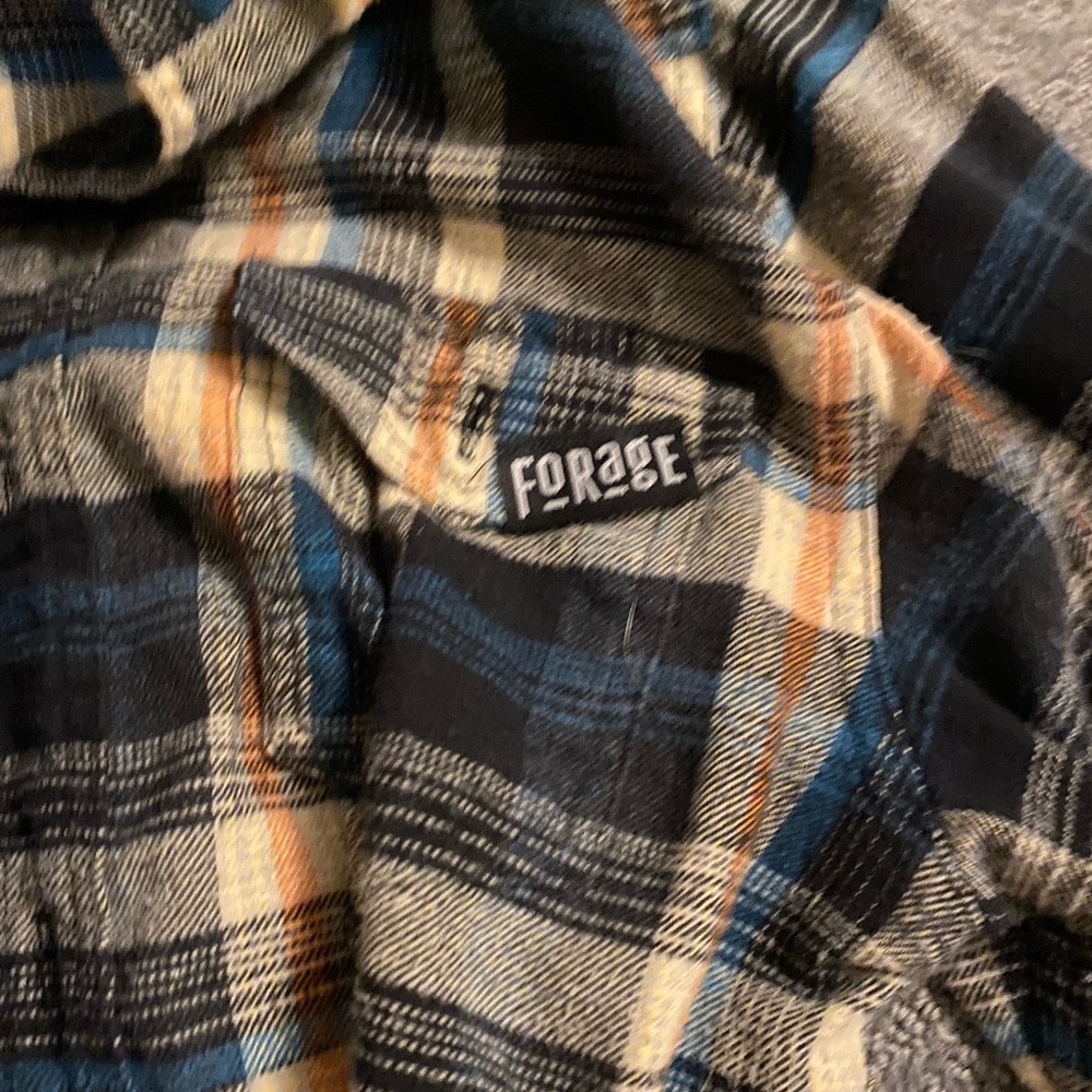 FLANNEL - Picture 2 of 2